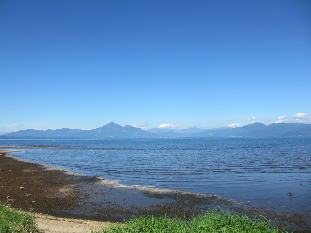 猪苗代湖と磐梯山